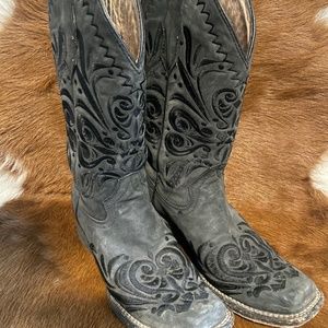 Circle G Black Cowboy boots